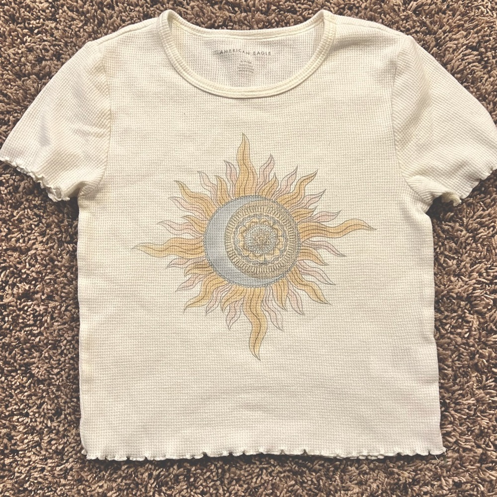 America Eagle waffle knit ‘slight’ crop shirt.